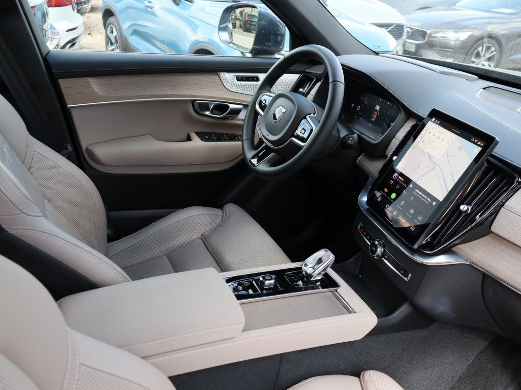 Volvo XC90 T8 AWD - SUV/Off-road - Blau - Gebrauchtwagen - Bild 3