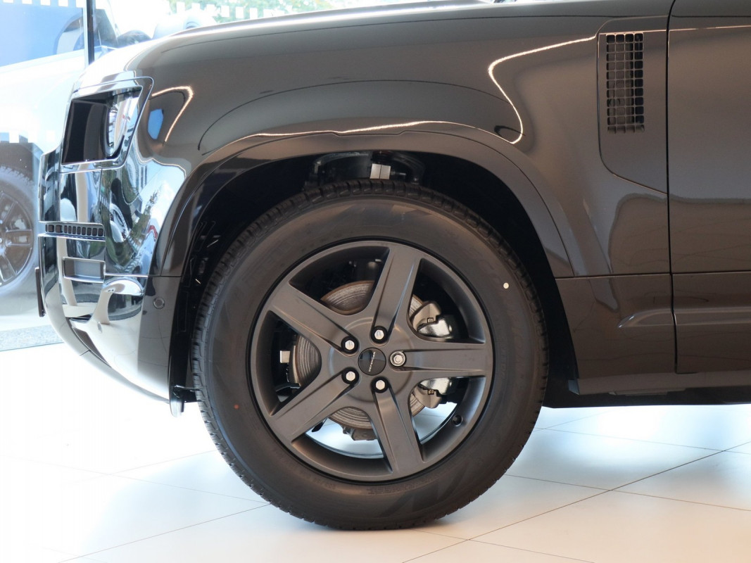 Land Rover Defender 110 D250 X-Dynamic SE - SUV/Off-road - Schwarz - Neuwagen - Bild 9