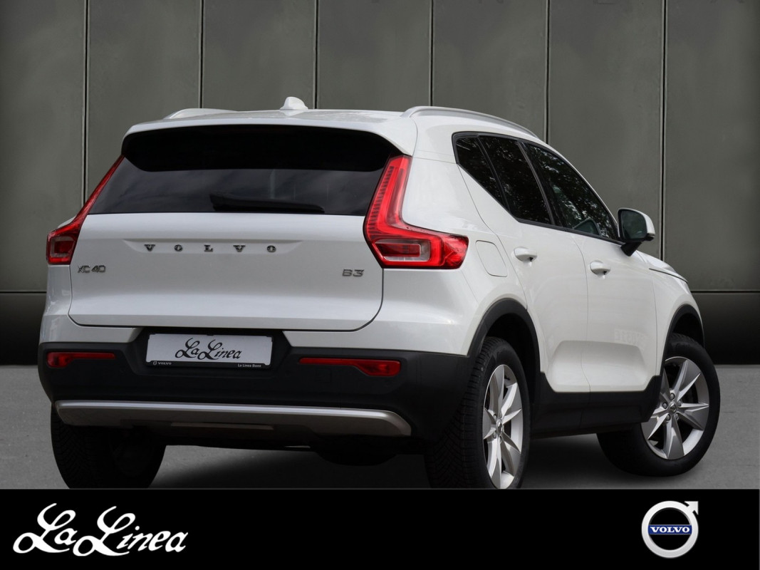 Volvo XC40 Core Lenkradheizung - SUV/Off-road - Weiss - Gebrauchtwagen - Bild 2