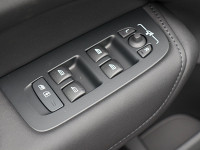 Volvo XC60 Plus Black Edition Plug-In Hybrid AWD - SUV/Off-road - Schwarz - Gebrauchtwagen - Bild 15