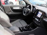 Volvo XC40 T4 - SUV/Off-road - Grau - Gebrauchtwagen - Bild 3