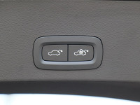 Volvo XC40 T4 - SUV/Off-road - Grau - Gebrauchtwagen - Bild 16
