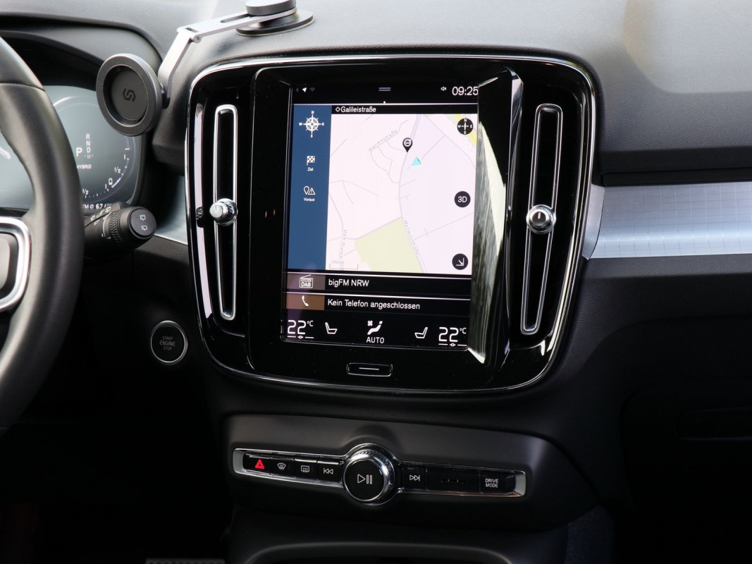 Volvo XC40 T4 - SUV/Off-road - Grau - Gebrauchtwagen - Bild 7