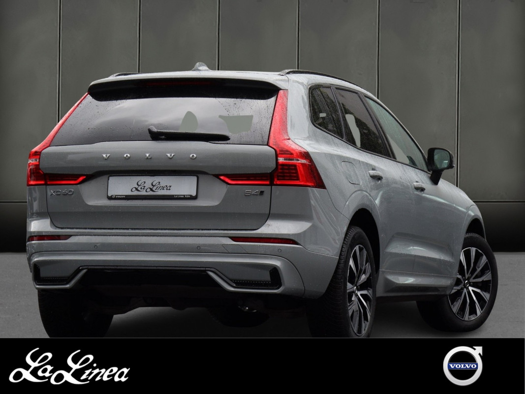 Volvo XC60 B4 (D) AWD - SUV/Off-road - Grau - Gebrauchtwagen - Bild 2