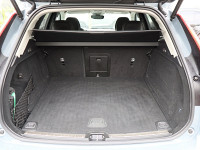 Volvo XC60 B4 (D) - SUV/Off-road - Grau - Gebrauchtwagen - Bild 10