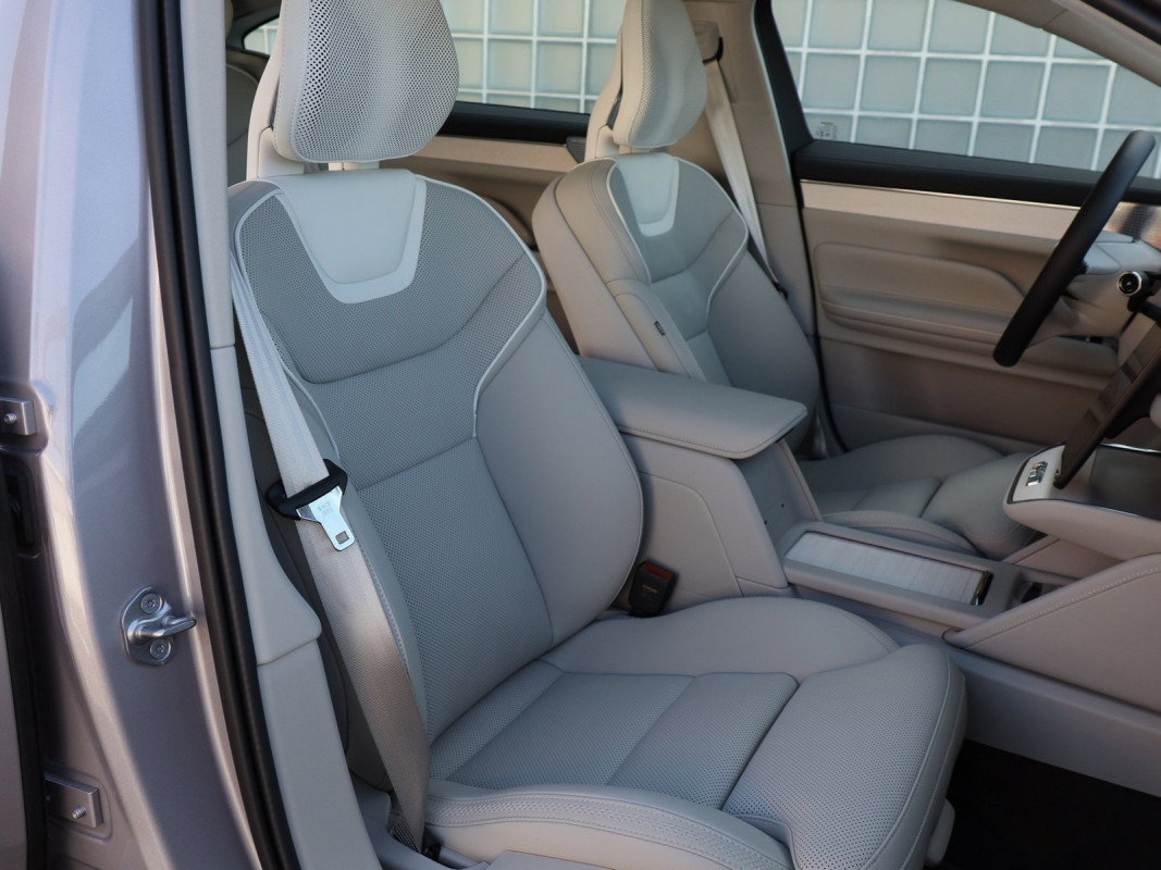 Volvo ES90 Single Ultra*22 Zoll*B&W - Limousine - Grau - Gebrauchtwagen - Bild 6