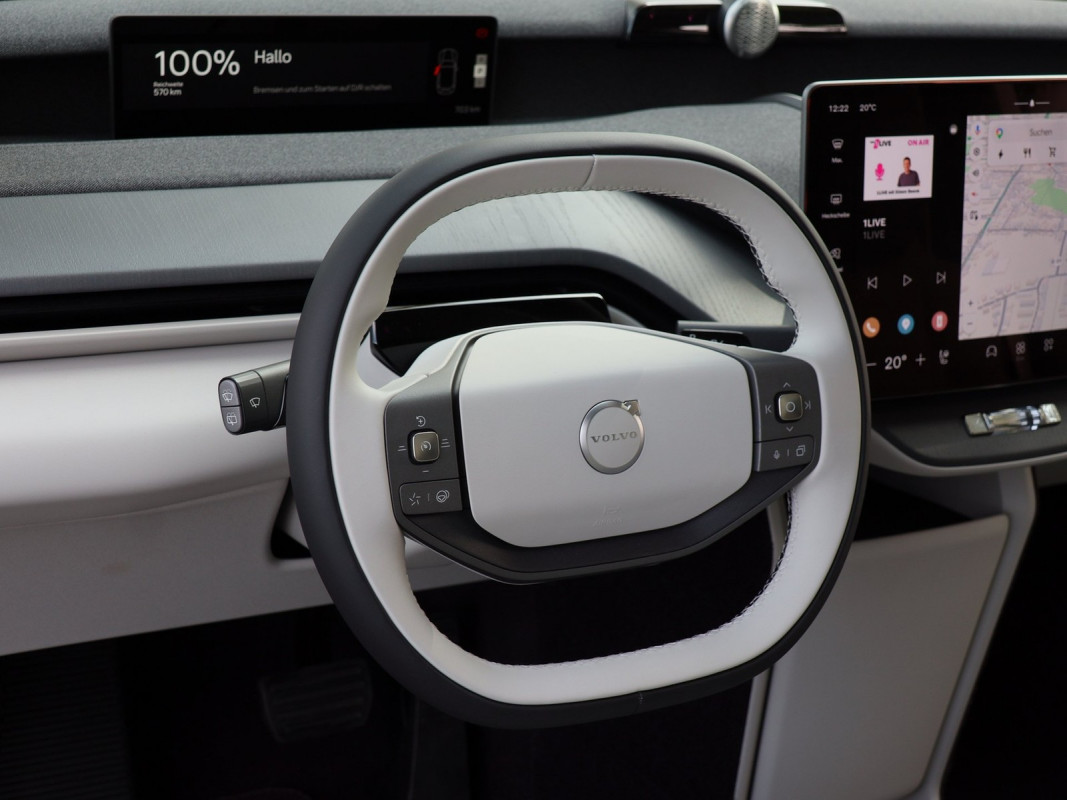 Volvo EX60 P10 - SUV/Off-road - Grün - Gebrauchtwagen - Bild 9