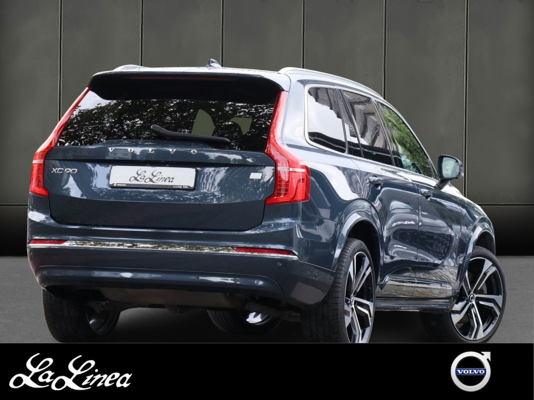 Volvo XC90 T8 AWD Recharge - SUV/Off-road - Blau - Gebrauchtwagen - Bild 2