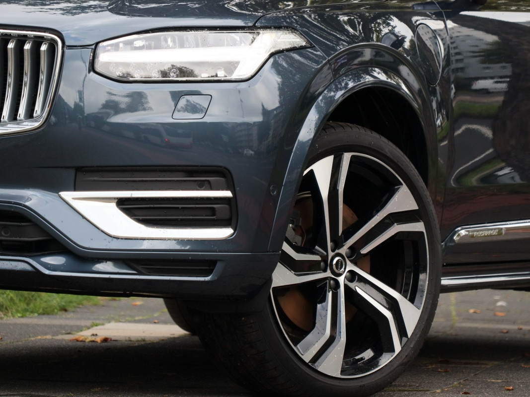 Volvo XC90 T8 AWD Recharge - SUV/Off-road - Blau - Gebrauchtwagen - Bild 5