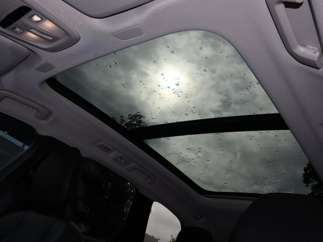 Volvo XC60 T6 AWD - SUV/Off-road - Grau - Gebrauchtwagen - Bild 11