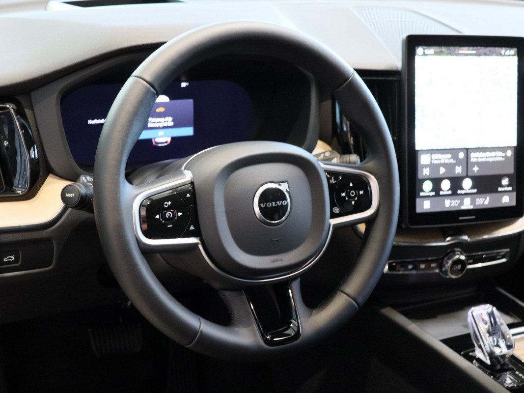 Volvo XC60 B5 (B) AWD - SUV/Off-road - Grün - Gebrauchtwagen - Bild 9