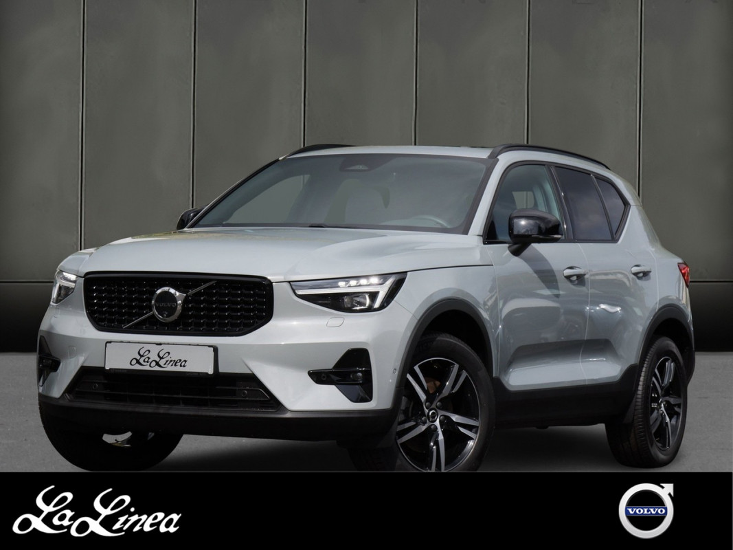 Volvo XC40 B3 - SUV/Off-road - Grau - Gebrauchtwagen - Bild 1