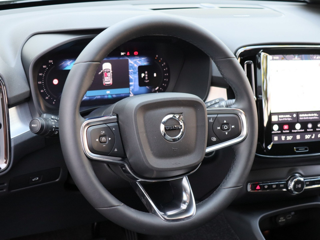 Volvo XC40 B3 (B) - SUV/Off-road - Gold - Gebrauchtwagen - Bild 9