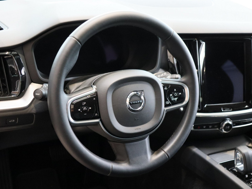 Volvo V60 Cross Country B4 (D) - Kombi - Grau - Gebrauchtwagen - Bild 9