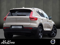 Volvo XC40 B3 Plus Dark - SUV/Off-road - Beige - Gebrauchtwagen - Bild 2