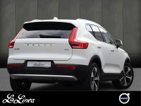 Volvo XC40 B3 Core - SUV/Off-road - Weiss - Gebrauchtwagen - Bild 2