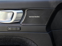 Volvo XC40 B3 Ultra Black Edition - SUV/Off-road - Blau - Gebrauchtwagen - Bild 14