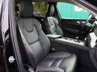 Volvo XC60 B4 (D) Plus Dark - SUV/Off-road - Schwarz - Gebrauchtwagen - Bild 6