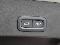 Volvo XC40 B3 - SUV/Off-road - Grau - Gebrauchtwagen - Bild 16