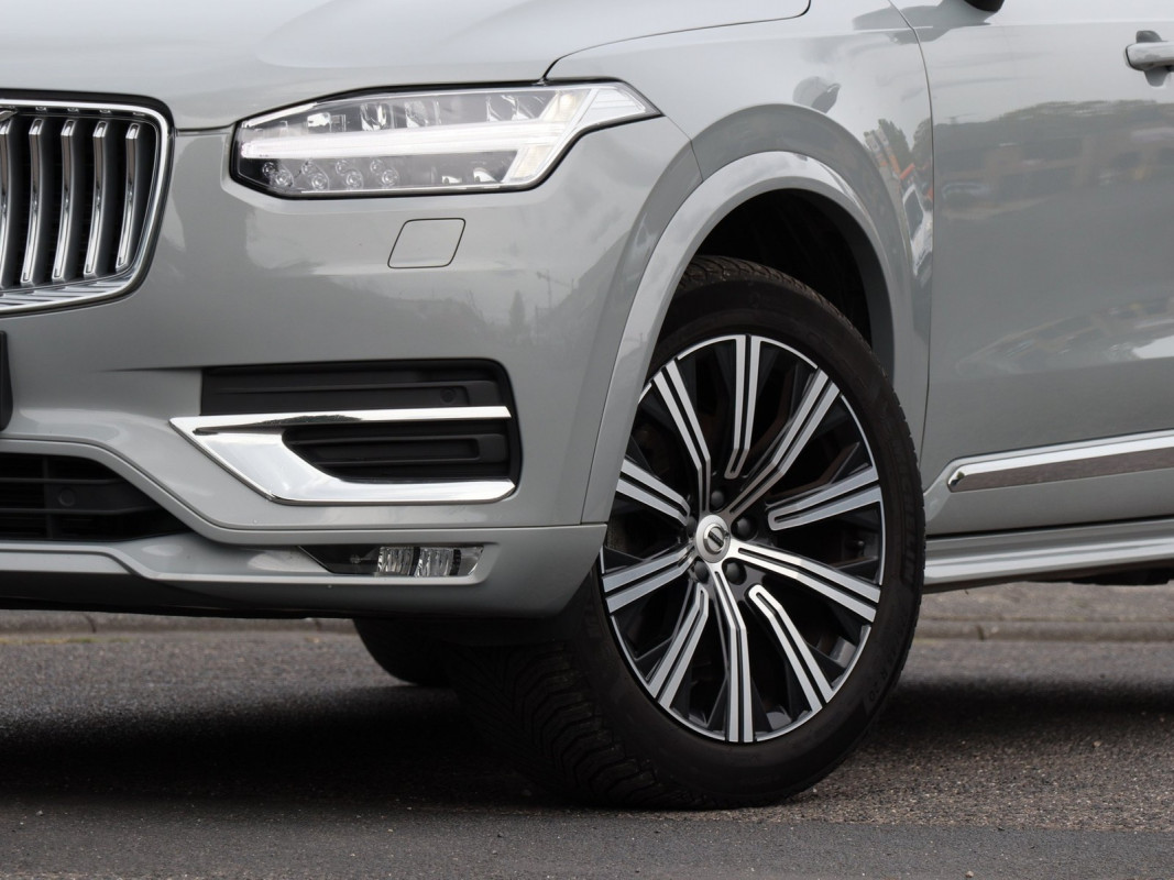 Volvo XC90 B5 Diesel Aut. - SUV/Off-road - Grau - Gebrauchtwagen - Bild 5