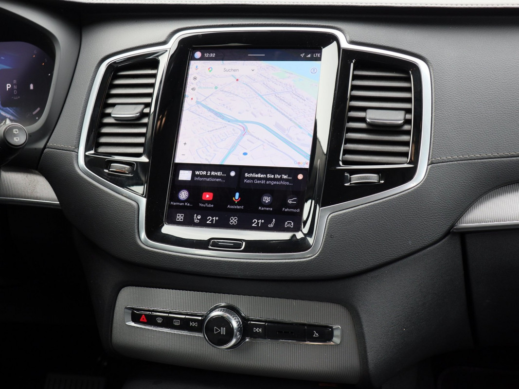 Volvo XC90 B5 Diesel Aut. - SUV/Off-road - Grau - Gebrauchtwagen - Bild 7