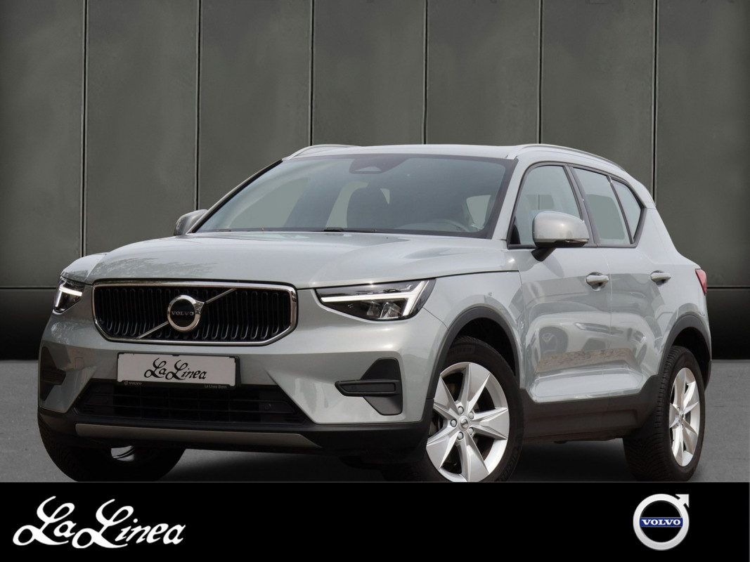 Volvo XC40 B3 - SUV/Off-road - Grau - Gebrauchtwagen - Bild 1