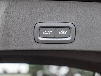 Volvo XC40 B3 - SUV/Off-road - Schwarz - Gebrauchtwagen - Bild 16
