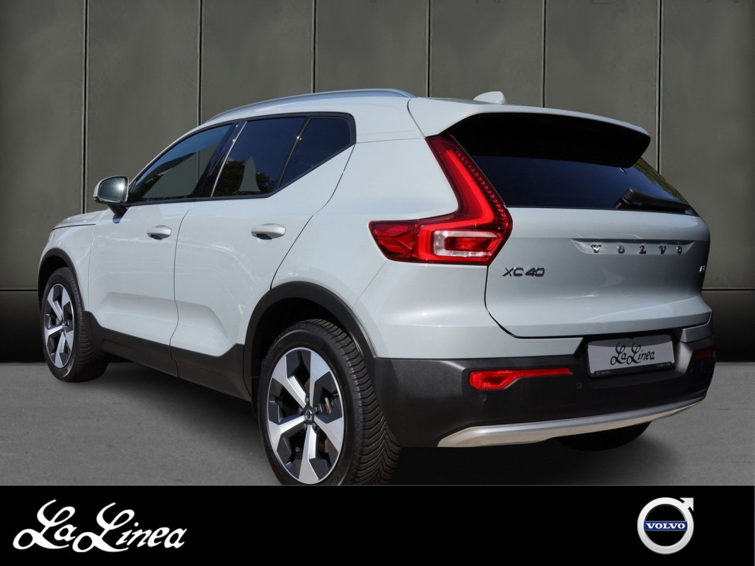 Volvo XC40 B3 (B) - SUV/Off-road - Grau - Gebrauchtwagen - Bild 2