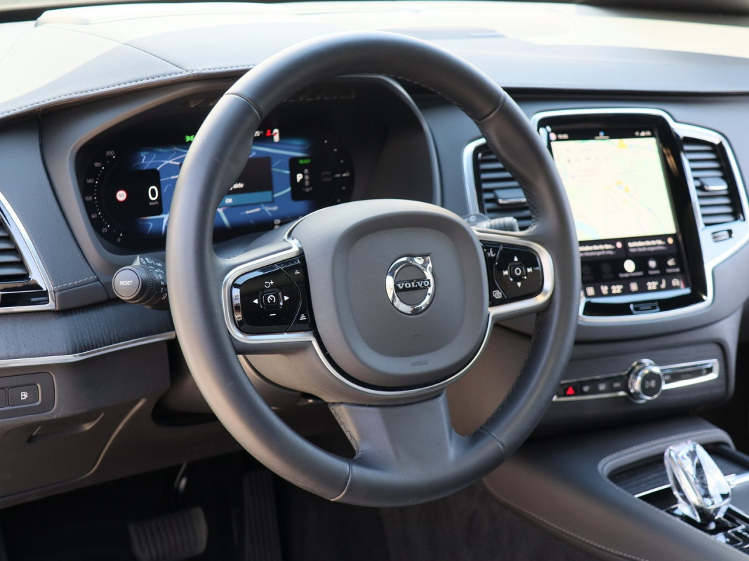 Volvo XC90 T8 AWD Plug-In Hybrid - SUV/Off-road - Weiss - Gebrauchtwagen - Bild 9