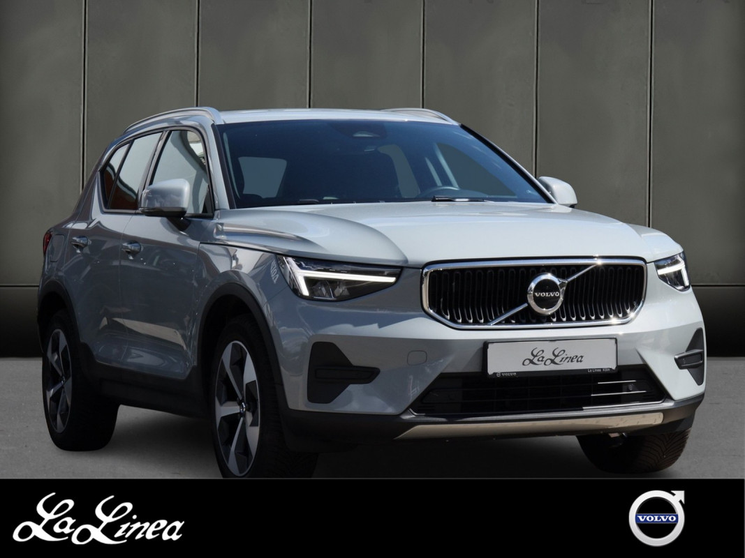 Volvo XC40 B3 (B) - SUV/Off-road - Grau - Gebrauchtwagen - Bild 1