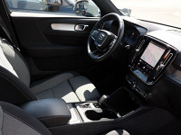 Volvo XC40 B3 (B) - SUV/Off-road - Grau - Gebrauchtwagen - Bild 3