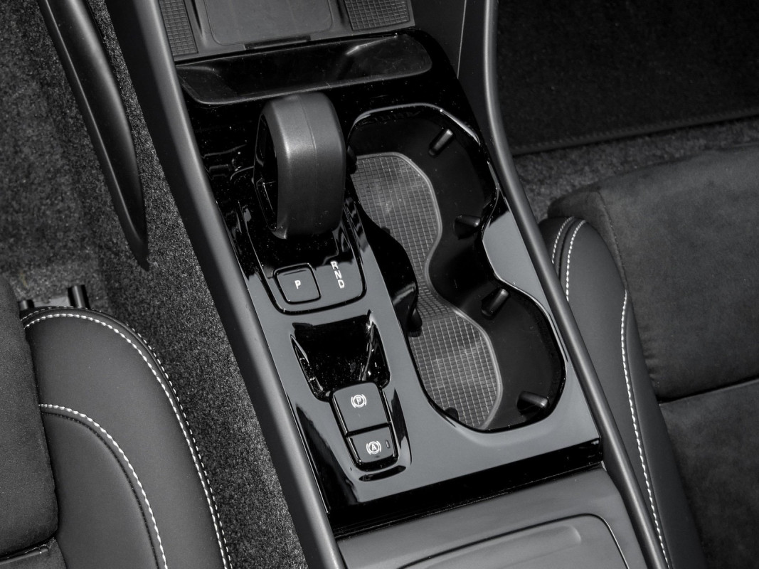 Volvo XC40 - SUV/Off-road - Grau - Gebrauchtwagen - Bild 10