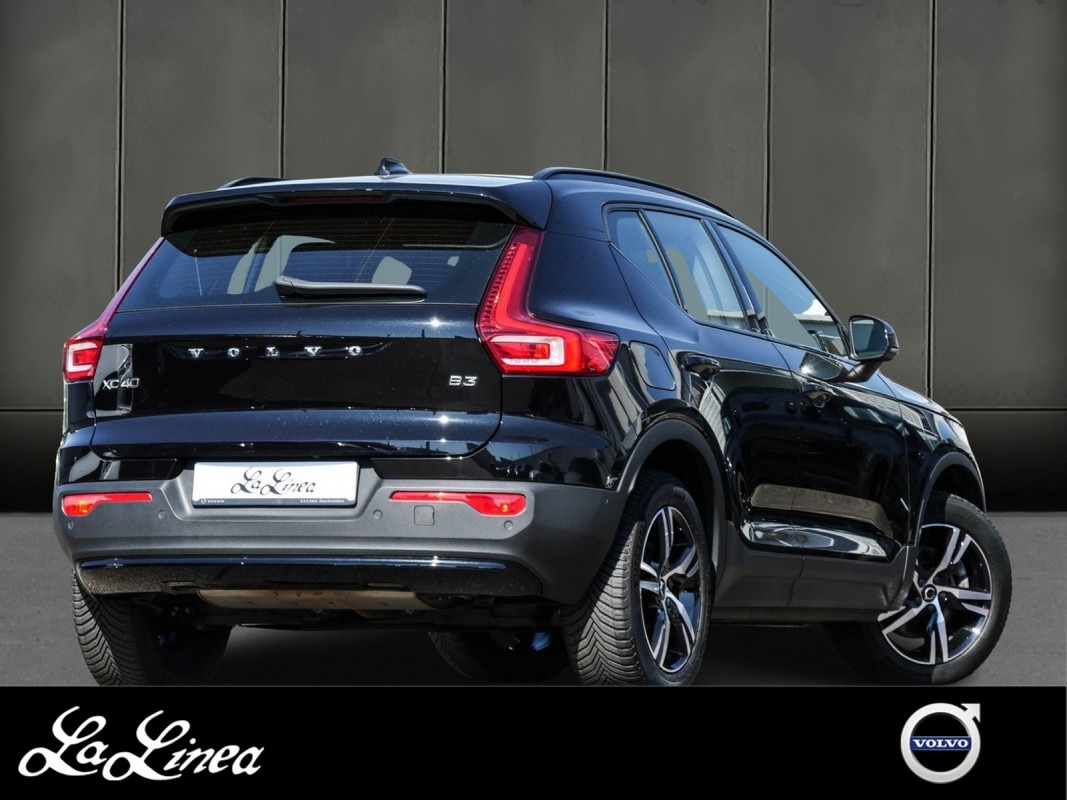 Volvo XC40 - SUV/Off-road - Schwarz - Gebrauchtwagen - Bild 2