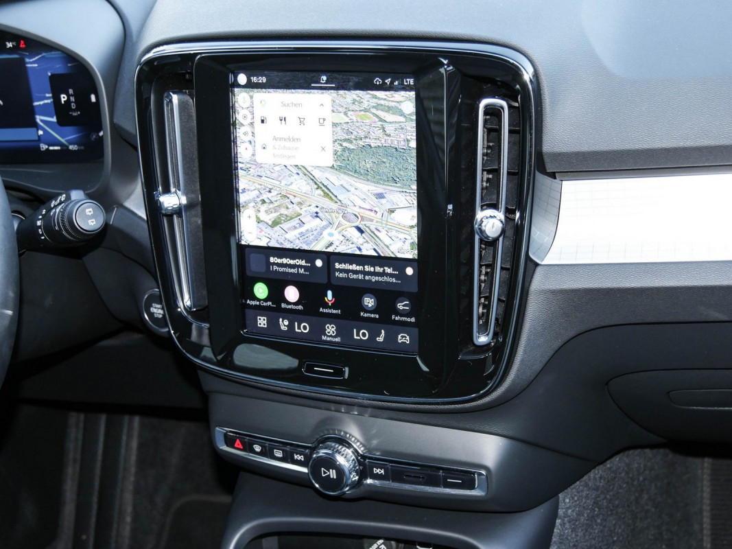 Volvo XC40 - SUV/Off-road - Schwarz - Gebrauchtwagen - Bild 7