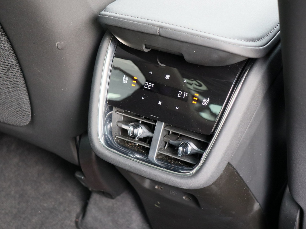 Volvo EX90 - SUV/Off-road - Blau - Gebrauchtwagen - Bild 15