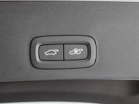 Volvo EX40 - SUV/Off-road - Grau - Gebrauchtwagen - Bild 16