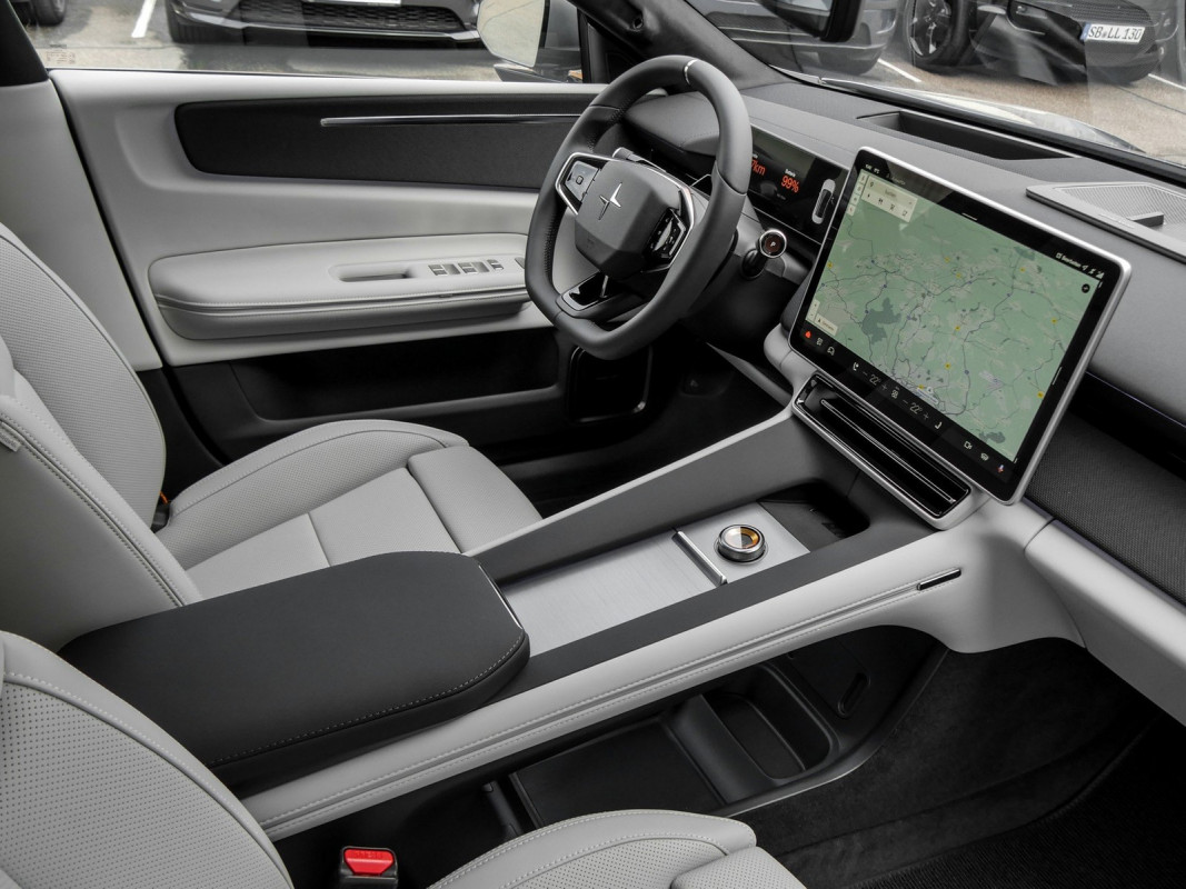 Polestar 4 - Limousine - Grau - Gebrauchtwagen - Bild 3