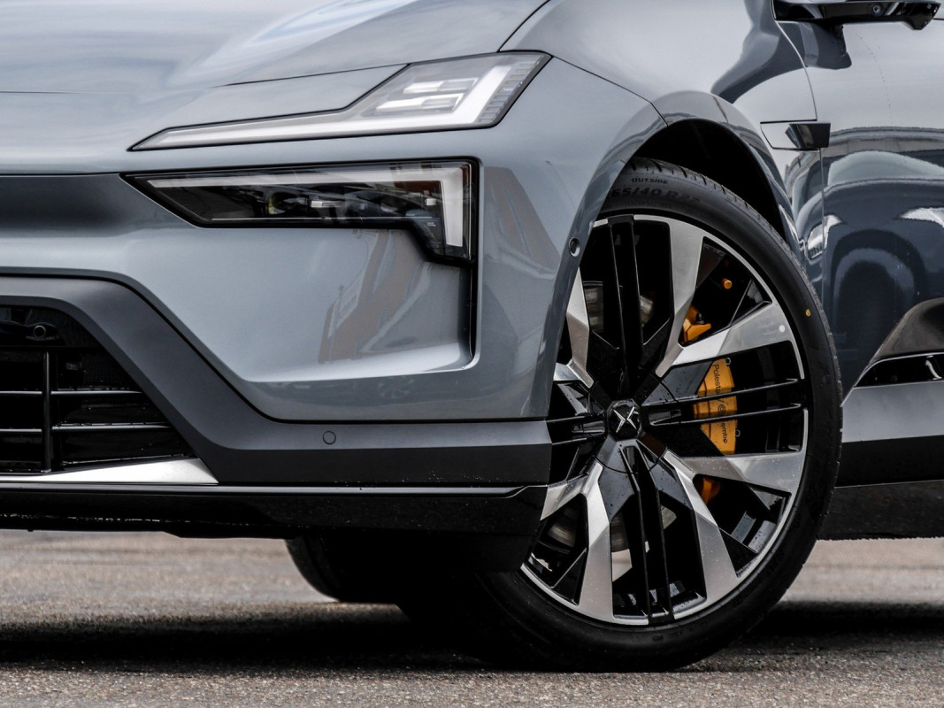 Polestar 4 - Limousine - Grau - Gebrauchtwagen - Bild 6