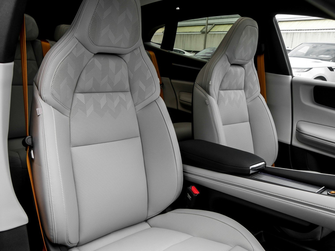 Polestar 4 - Limousine - Grau - Gebrauchtwagen - Bild 7