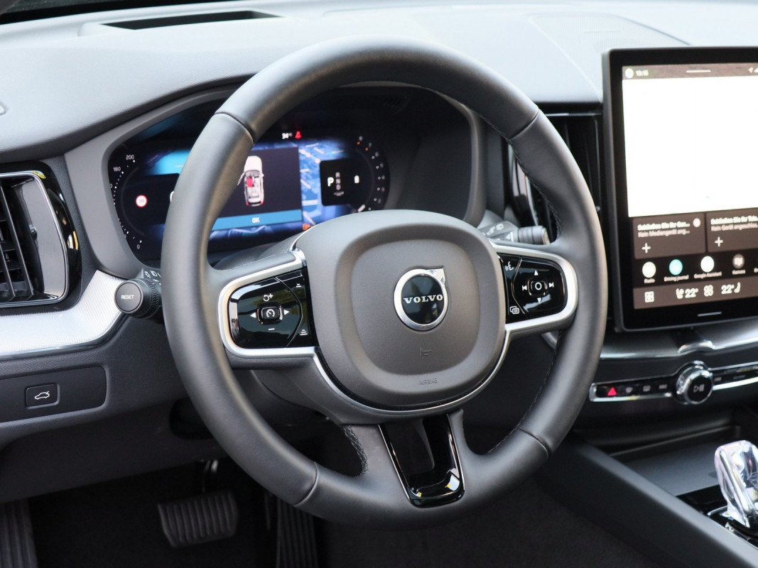 Volvo XC60 B5 AWD - SUV/Off-road - Schwarz - Gebrauchtwagen - Bild 9