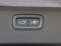 Volvo XC90 T8 AWD - SUV/Off-road - Silber - Gebrauchtwagen - Bild 16