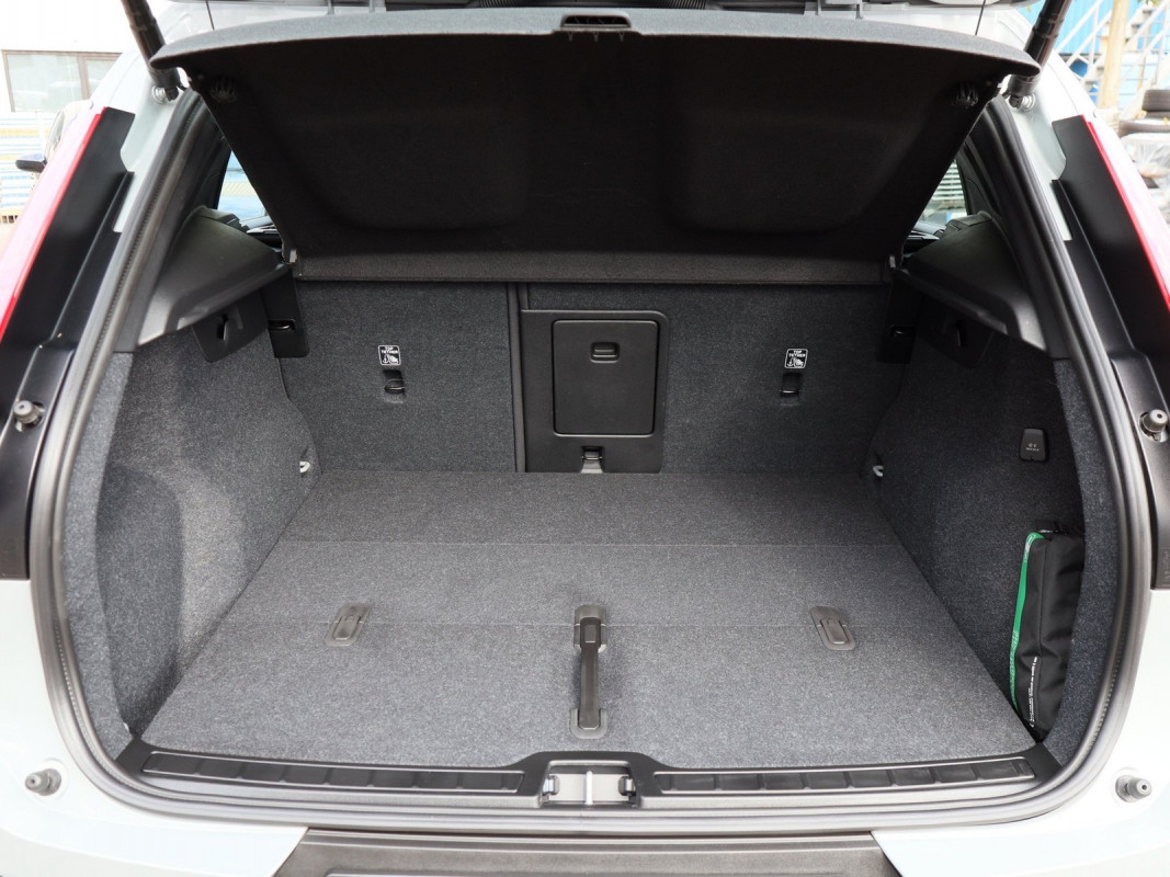 Volvo XC40 B3 Core Rückfahrkamera - SUV/Off-road - Grau - Gebrauchtwagen - Bild 10