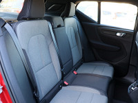 Volvo XC40 T2 - SUV/Off-road - Rot - Gebrauchtwagen - Bild 4