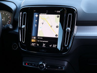 Volvo XC40 T2 - SUV/Off-road - Rot - Gebrauchtwagen - Bild 7