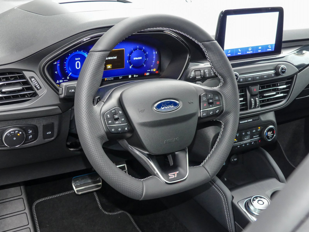 Ford Focus Turnier - Kombi - Weiss - Gebrauchtwagen - Bild 9