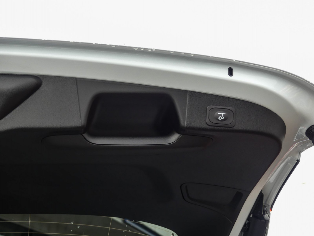 Ford Focus Turnier - Kombi - Weiss - Gebrauchtwagen - Bild 15