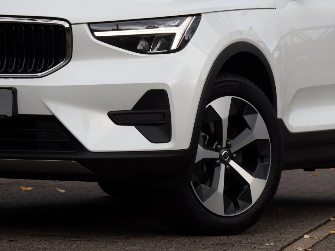 Volvo XC40 - SUV/Off-road - Weiss - Gebrauchtwagen - Bild 5