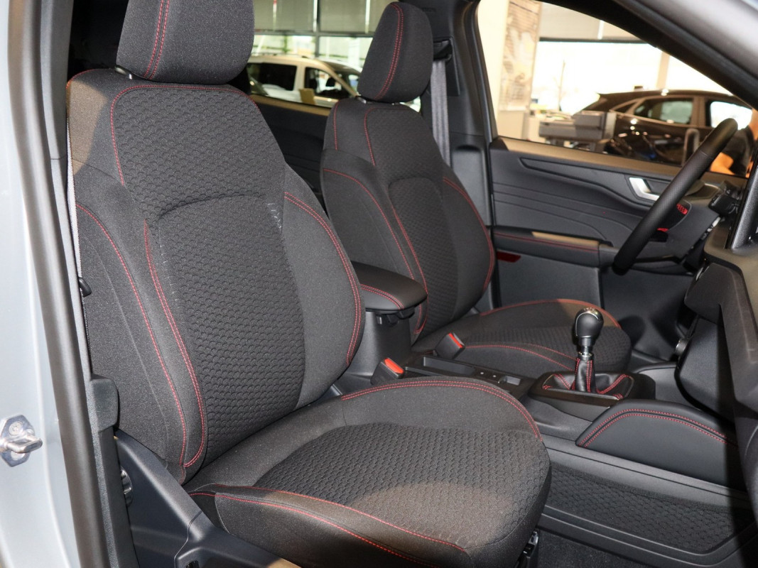 Ford Kuga - SUV/Off-road - Silber - Neuwagen - Bild 6