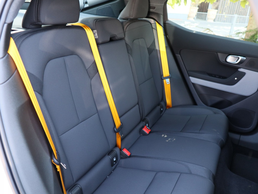 Polestar 2 - Limousine - Weiss - Gebrauchtwagen - Bild 5
