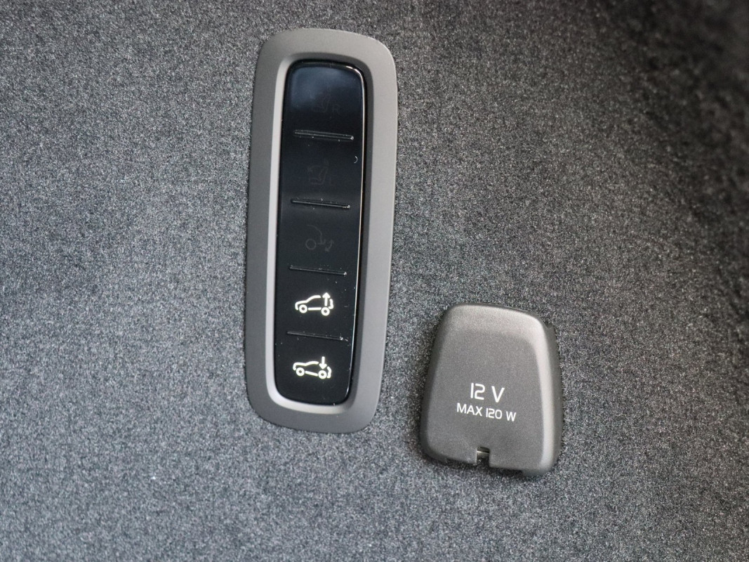Polestar 3 - SUV/Off-road - Blau - Gebrauchtwagen - Bild 16